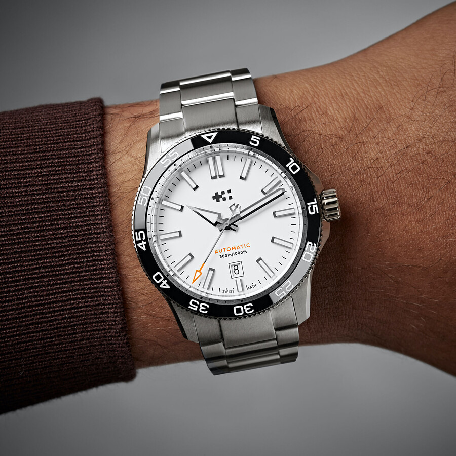c60 pro 300 bader - 42mm christopher ward