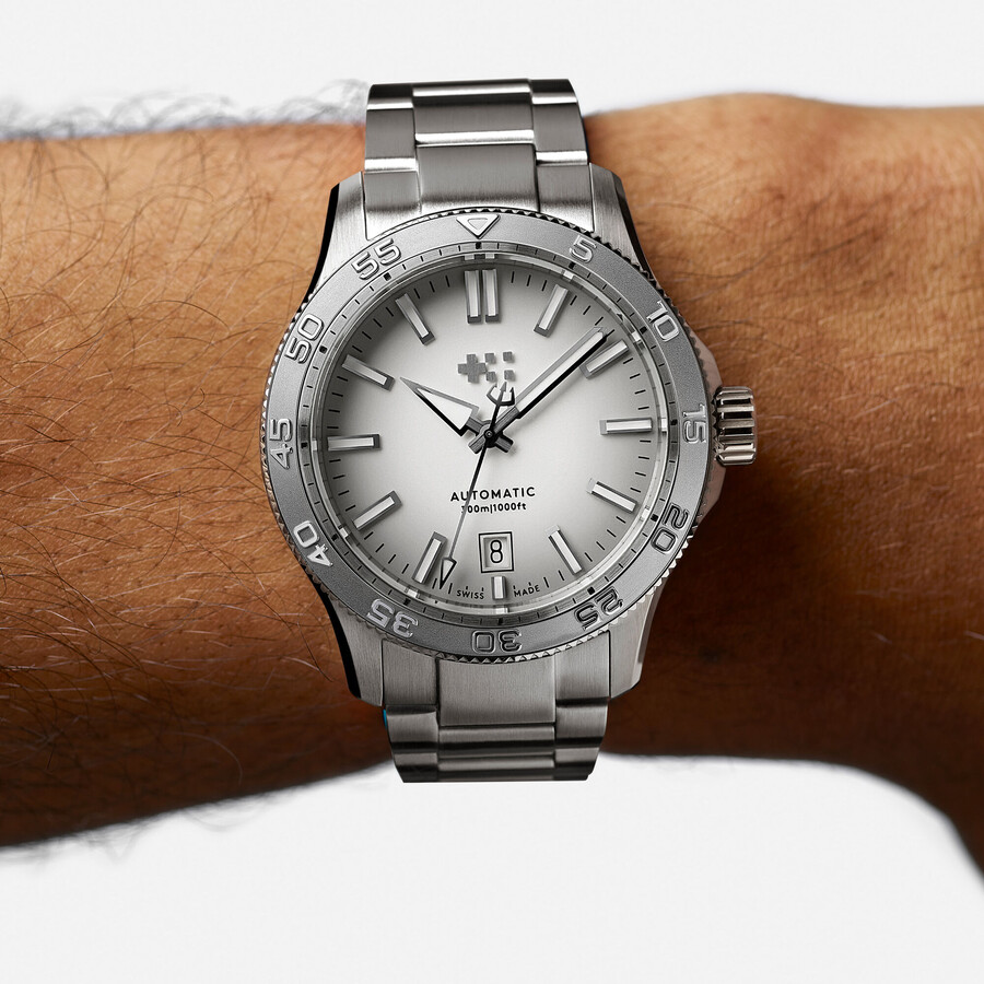 atollo c60 300 christopher ward